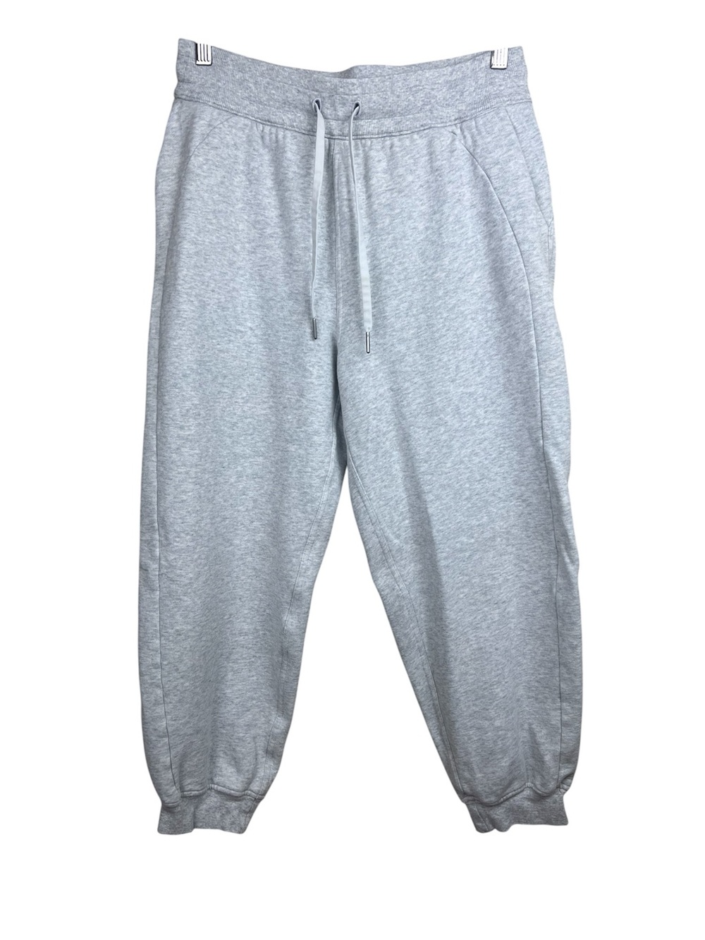 Lululemon Scuba High-Rise Relaxed Jogger
Heathered Core Ultra Light Grey 8